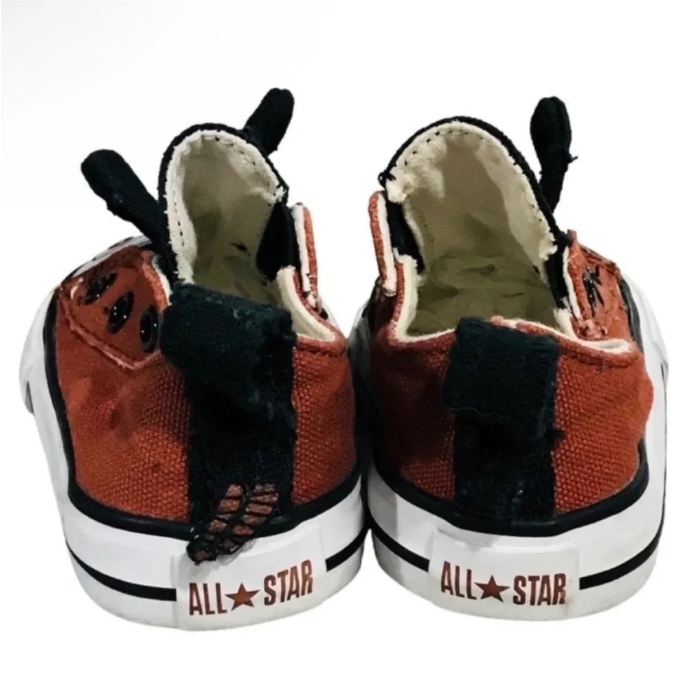 Converse Low Top All Star Chuck Taylor Dog Infant Toddler Slip On Shoes Size 4